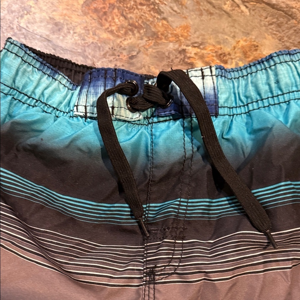 Blue Gradient Boys' Swim Trunks - Picture 4 of 11